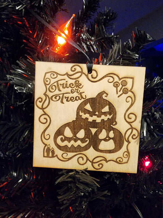STACK o' JACKS ORNAMENT with Scroll & Candy Frame Detail | Stack of Jack o'Lanterns with candy | Spooky Season Tree Decor | Made in Alabama
